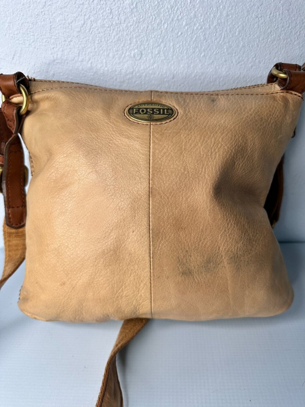 Fossil Explorer Leather Tan Bag Crossbody Shoulder Purse - Picture 5 of 11